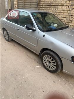 نيسان سنترا